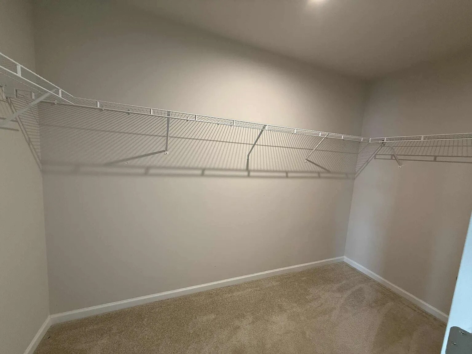 Building Photo - 60 Ventasso Dr