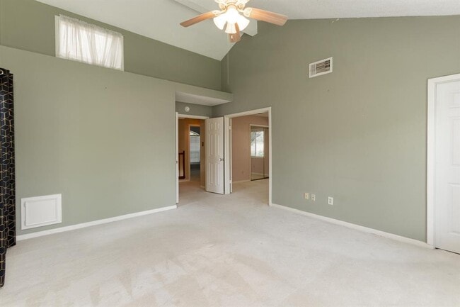 Building Photo - 2458 Parkwood Ln