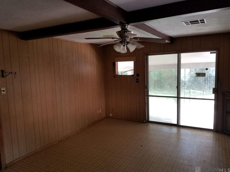 Building Photo - 3567 CHARLES