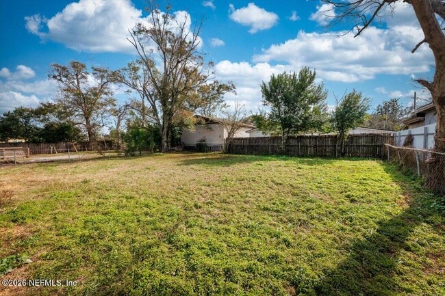 Building Photo - 10814 Indies Dr S