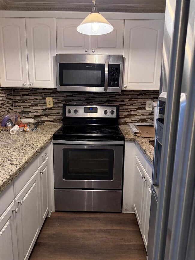 Building Photo - 11789 SW 18th St