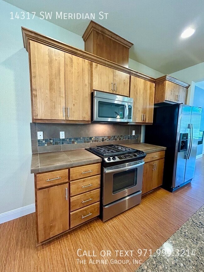 Building Photo - 14317 SW Meridian St