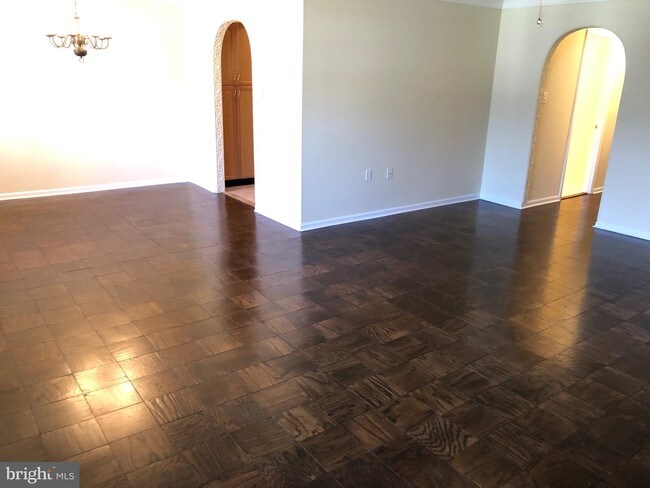 Building Photo - 1007 Yardley Commons