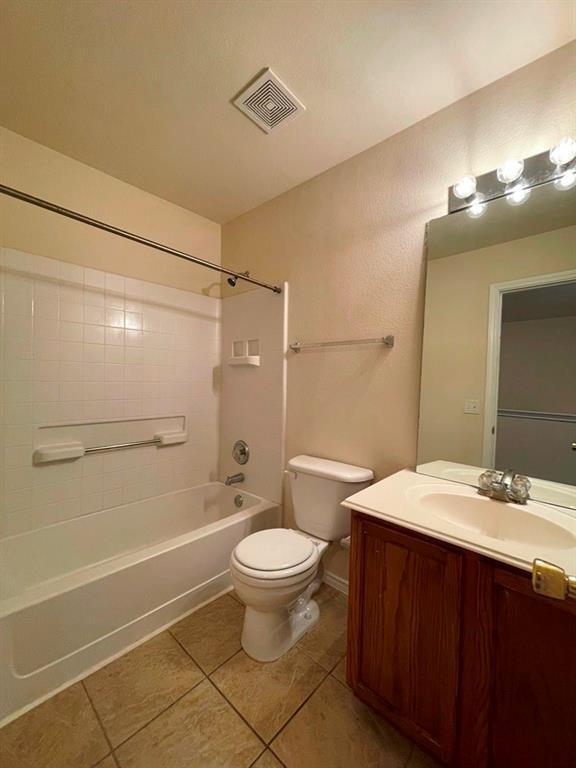 Building Photo - 251 Utterback