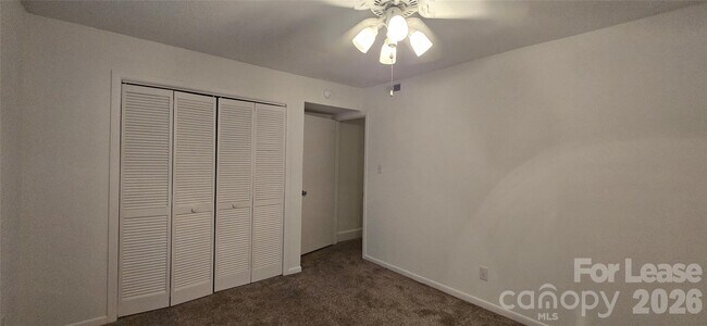 Building Photo - 3001 Heathstead Place