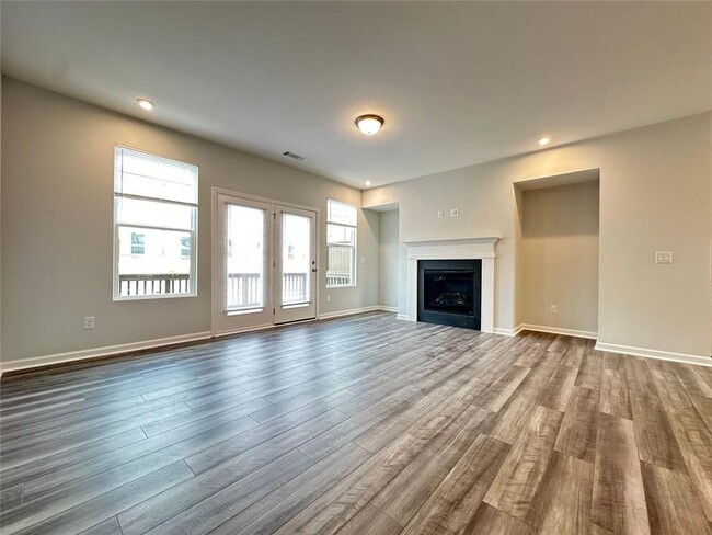 Building Photo - 2698 Whistler Wy NE