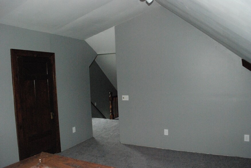 Dining area - 25 Harper St