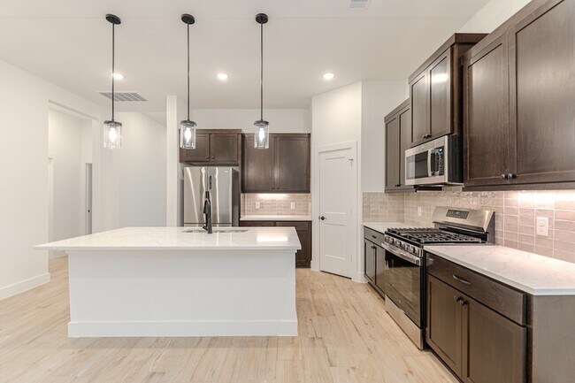 Building Photo - 719 Campbell Xing Ct