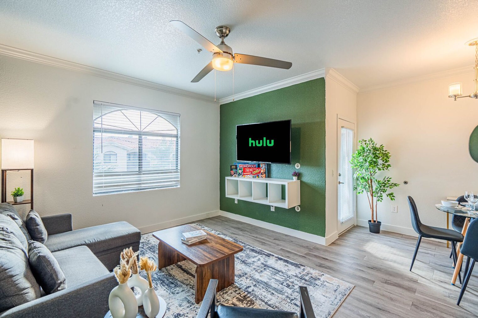 Building Photo - 2150 S 55th St