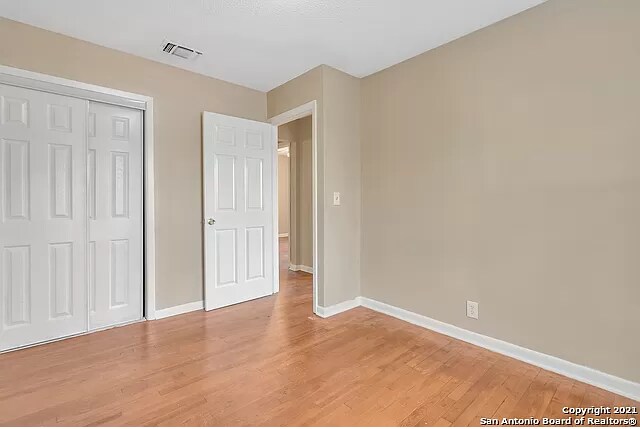 Building Photo - 215 Legion Dr W