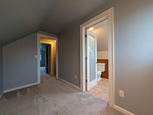 Building Photo - Great 3 bed/2bath home in Eugene