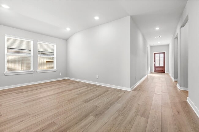 Building Photo - 2635 Wastelbread Ln