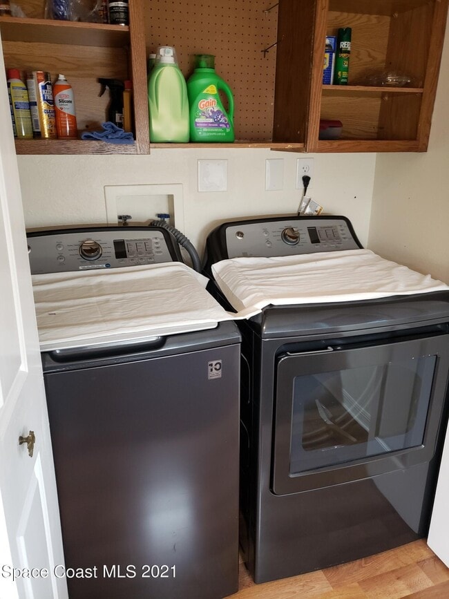 Building Photo - 85 S Atlantic Ave