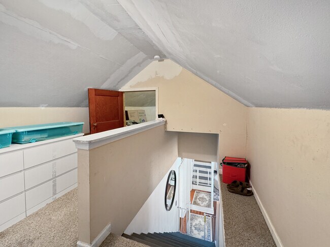 Building Photo - 241 Sandpiper Dr