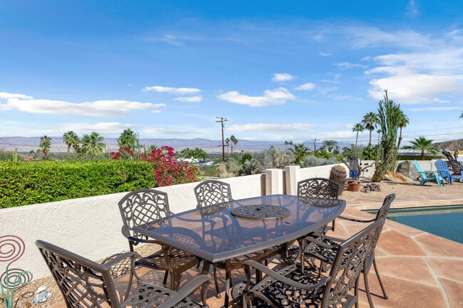 Building Photo - 39124 Channel Dr