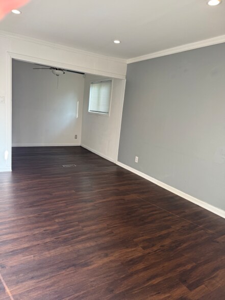 Building Photo - 20566 Salem