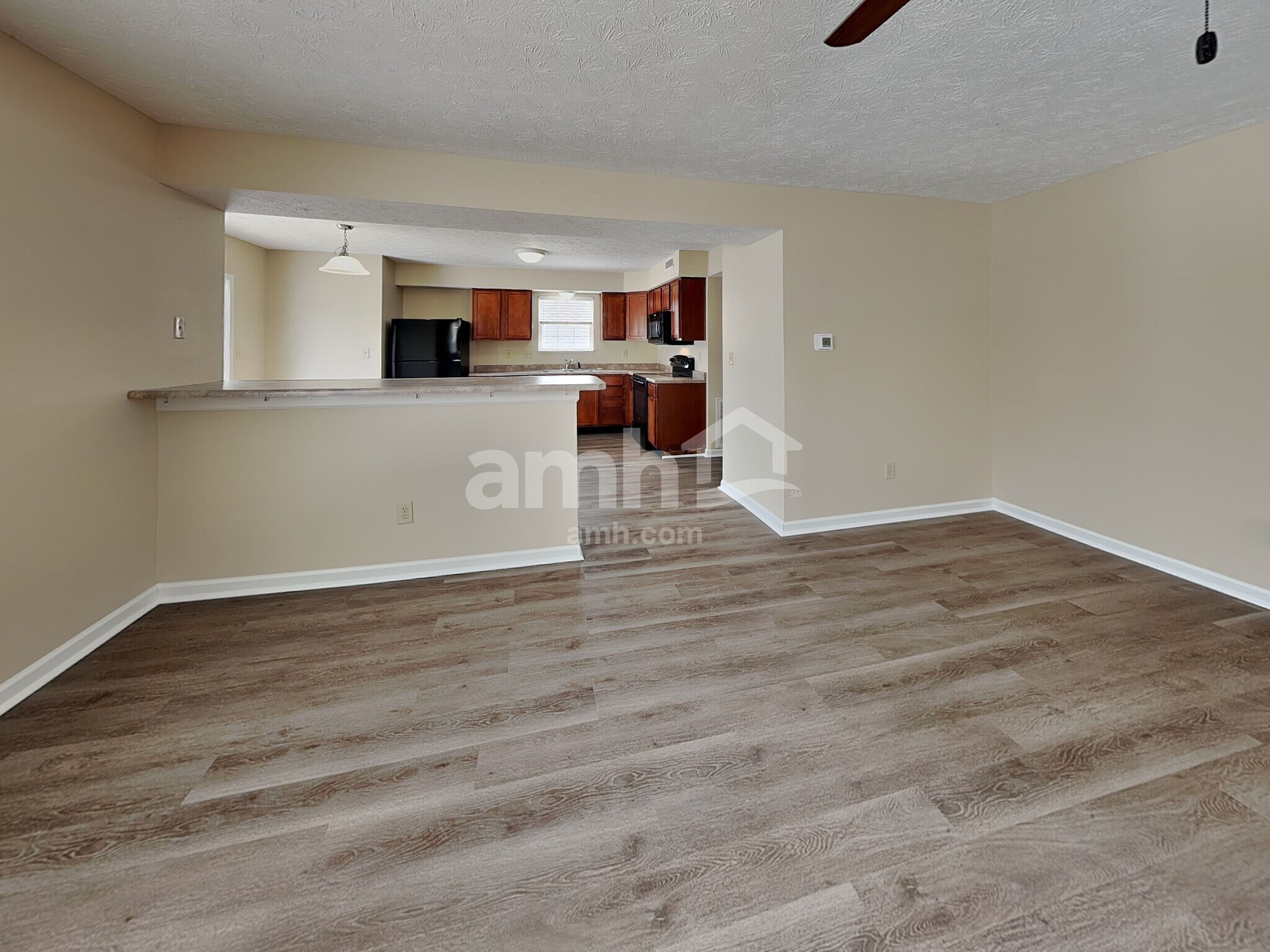 Building Photo - 5640 Rambling Dr