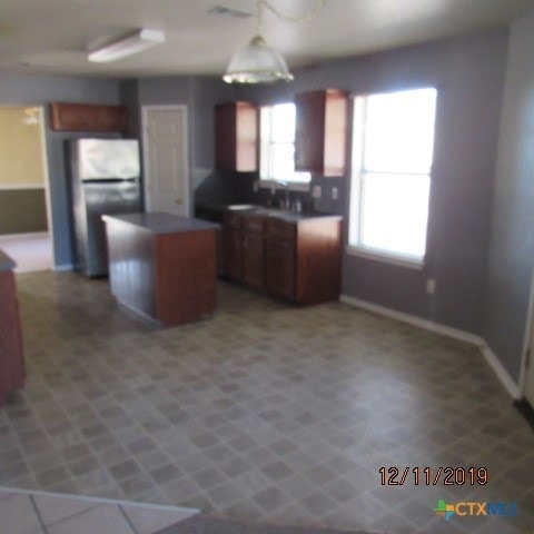 Building Photo - 5510 Shawn Dr