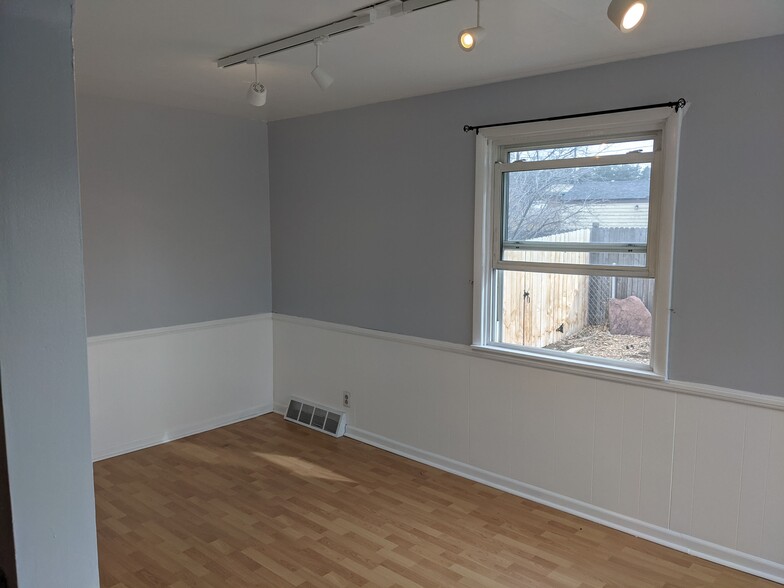 Building Photo - 470 S Pierson ST