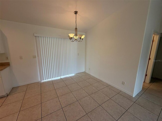 Building Photo - 3305 Circleville St