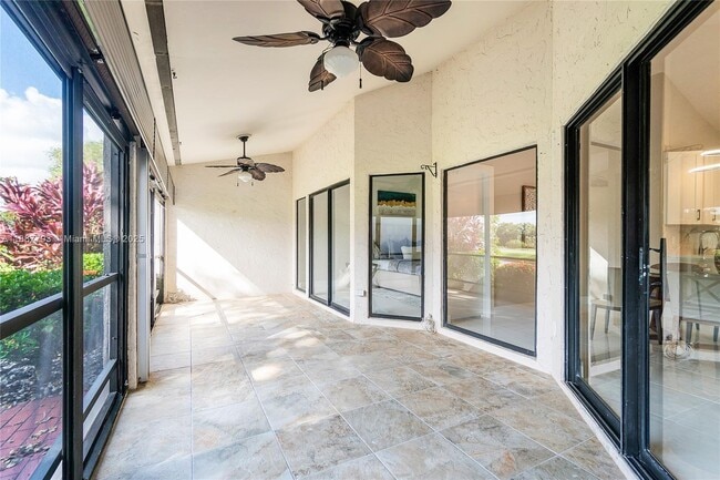 Building Photo - 5794 Parkwalk Cir W