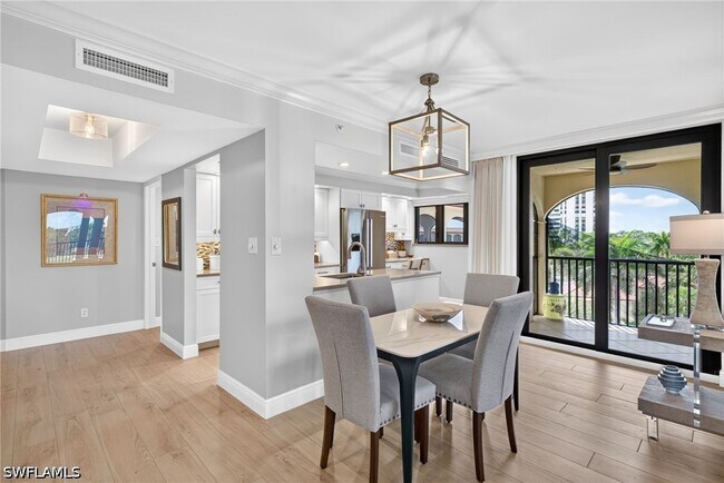 Building Photo - 6020 Pelican Bay Blvd