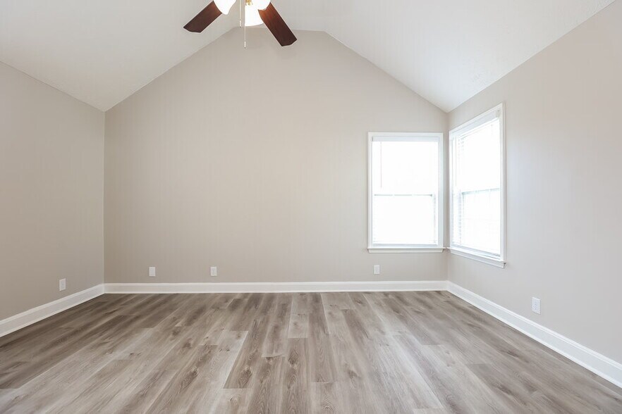 Building Photo - 1505 Brass Oak Trace