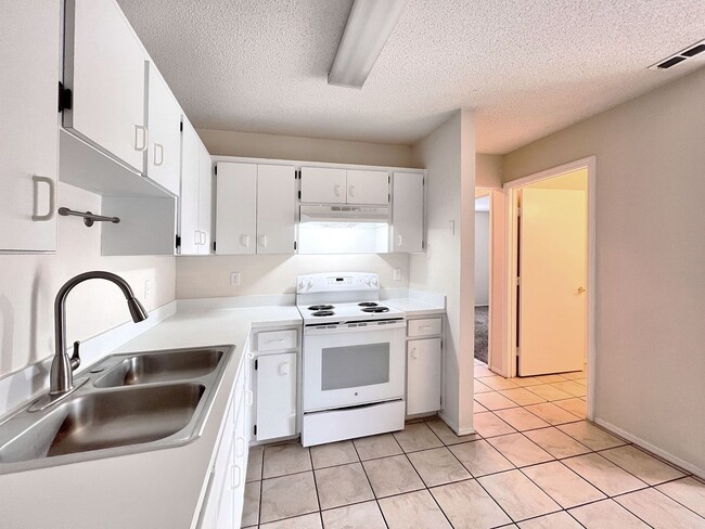 Building Photo - Two-Bedroom Home with Second Story Bonus Room
