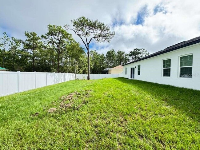 Building Photo - 3741 W Forest Dr