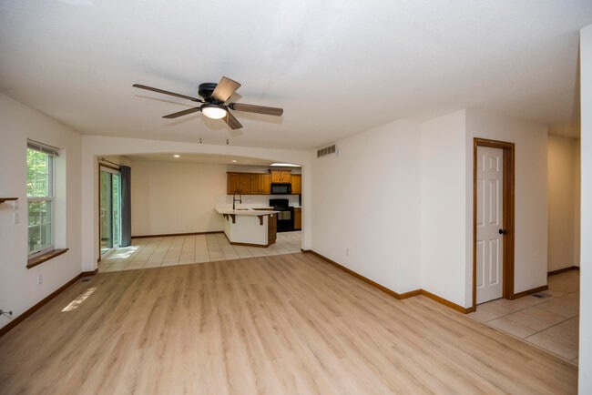 Building Photo - 3508 Berkshire