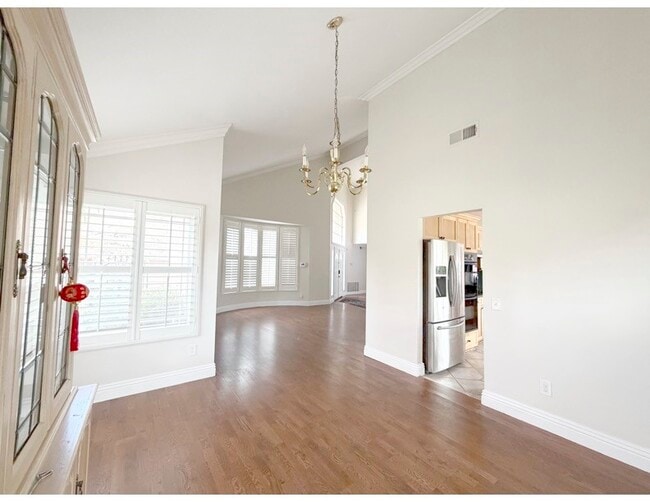 Building Photo - 19852 E Round Hill Ln