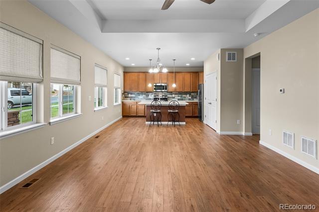 Building Photo - 10771 N Montane Dr
