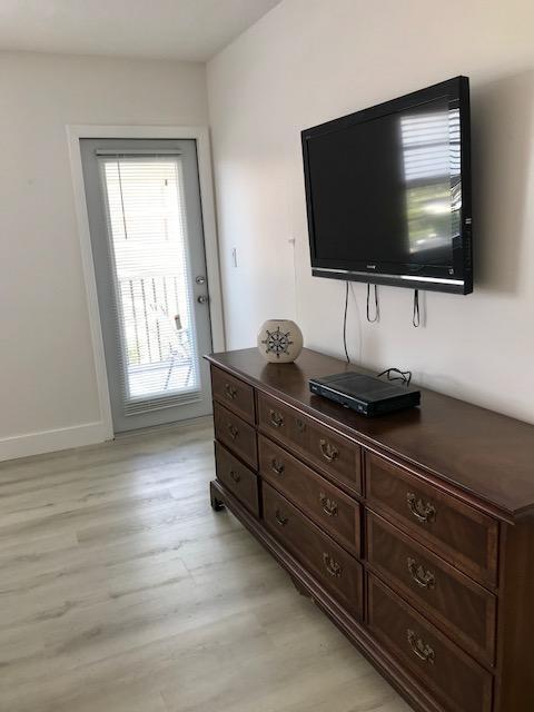 Building Photo - 2871 N Ocean Blvd