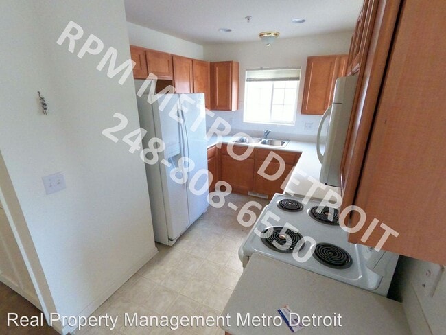 Building Photo - 3 br, 3 bath House - 1128 Faulkner N Bldg #E