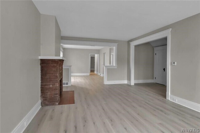 Building Photo - 2514 Delaware Ave