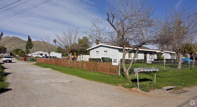 Building Photo - 21840 Dracaea Ave