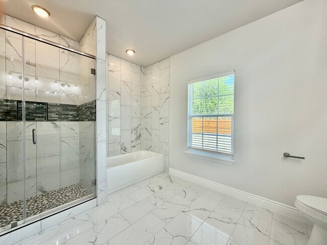 Building Photo - Brand New Showstopper!