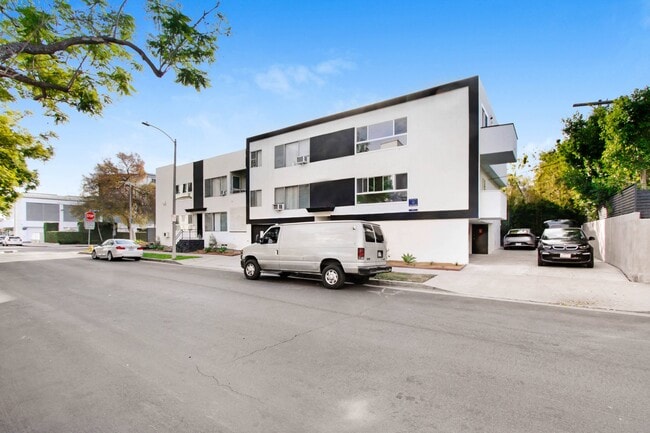 Building Photo - 8534-8538 Colgate