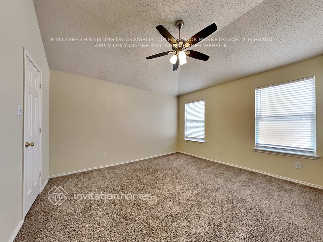 Building Photo - 4904 Palm Ridge Dr