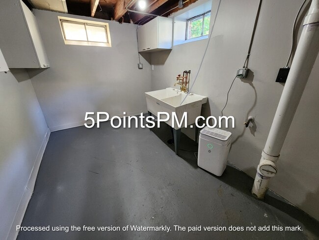 Building Photo - 5178 Homewood Ave