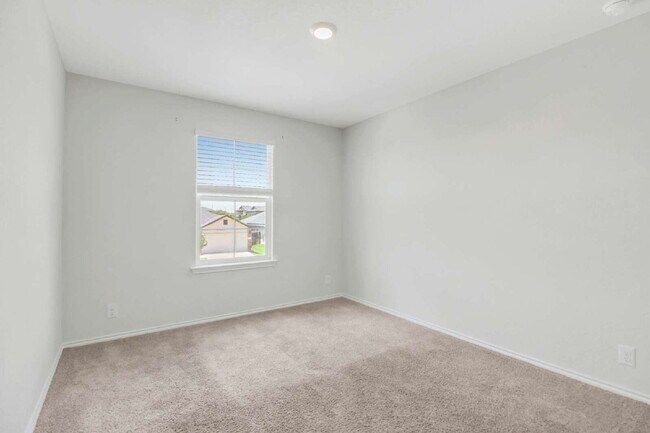 Building Photo - Charming 4-Bedroom Home in Redbird Ranch- HABC Accepted