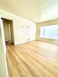 Building Photo - 1570 Hornblend St