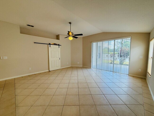 Building Photo - 5534 Turtle Crossing Loop
