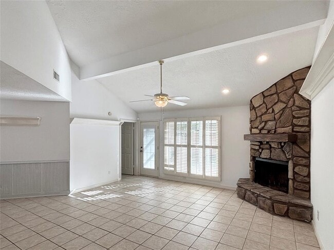 Building Photo - 16810 Red Gully Dr