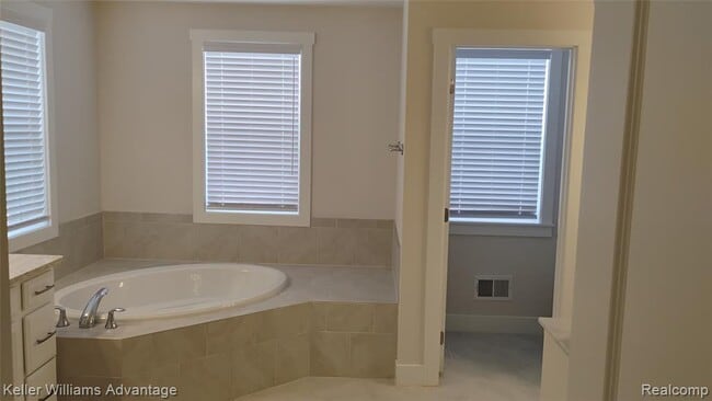 Building Photo - 50654 Scarborough Rd