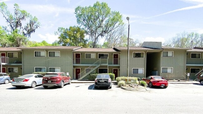 Building Photo - Rustic Springs Condominiums – 1 Bed / 1 Bath Condo in NW Gainesville