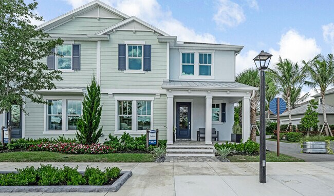 Building Photo - 923 SW Pr Ave