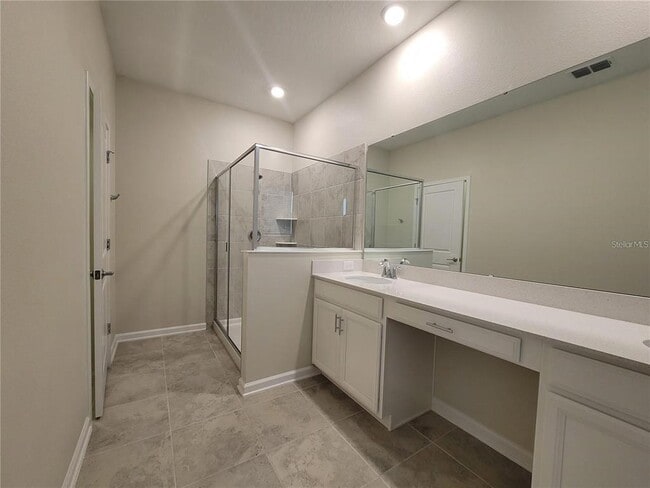 Building Photo - 5579 Bakewell Pl