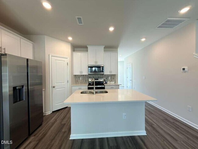 Building Photo - 926 Clearhaven Ln