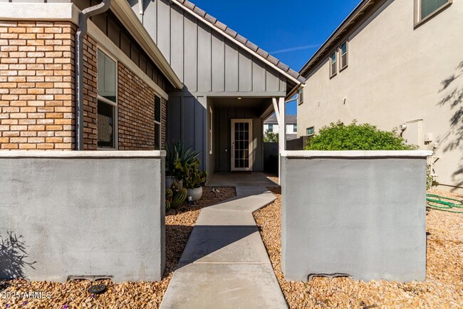 Building Photo - 22724 E Poco Calle